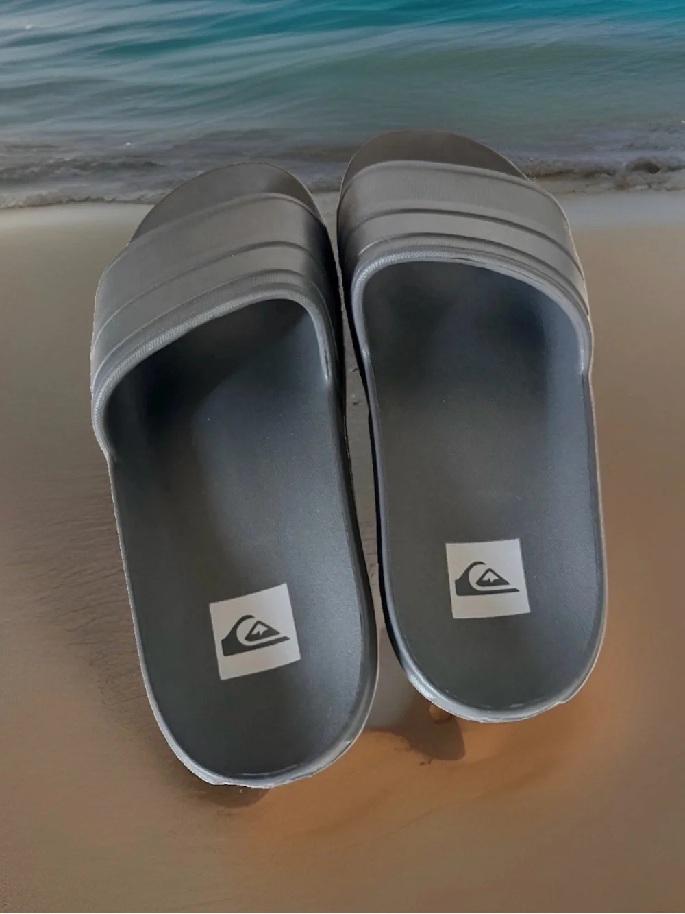 Quiksilver Cloudbreak Slim Men’s Size 10 Slide Sandals. Grey. New with tags.